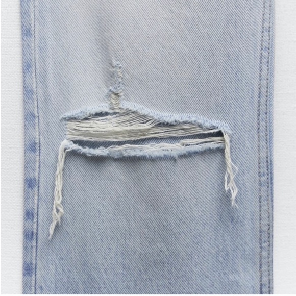 RIPPED HIGH RISE TRF STRAIGHT LEG JEANS - Picture 2 of 5